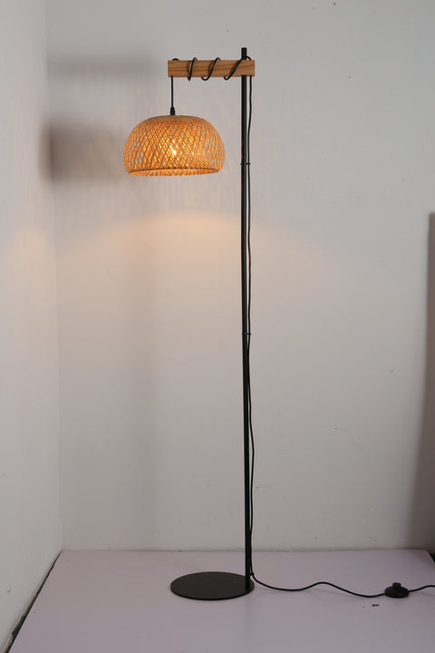 Floor lamp