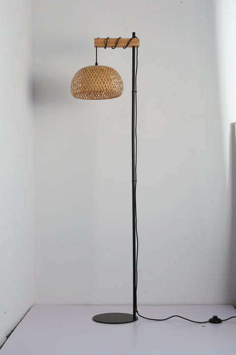 Floor lamp
