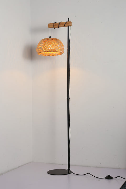 Floor lamp