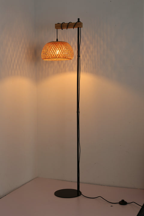Floor lamp