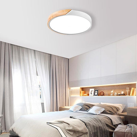 Ceiling light